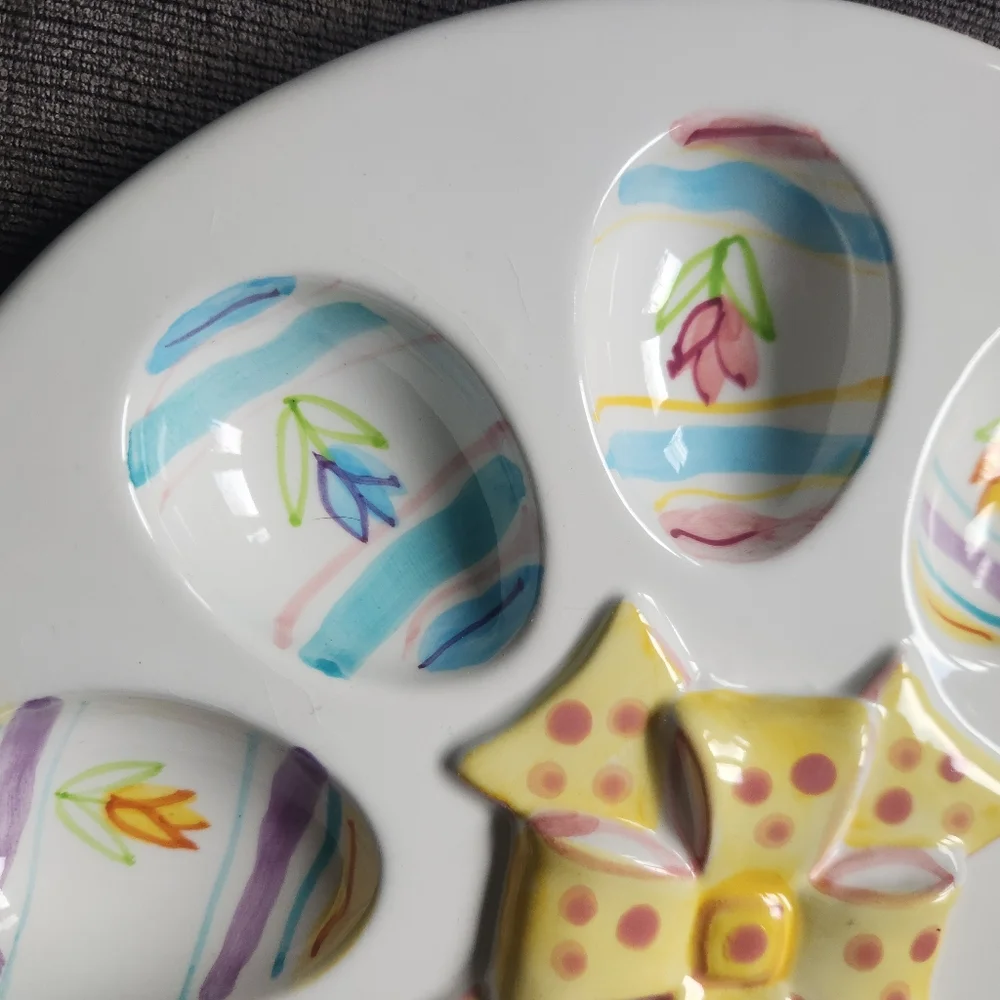 NWT Ceramic Deviled Egg Serving Dish Easter Egg 10 Inch - Picture 2 of 9